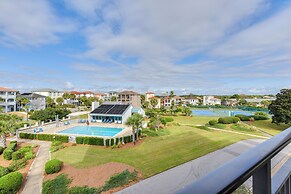 Airy Destin Condo w/ Pool - Walk to Private Beach!