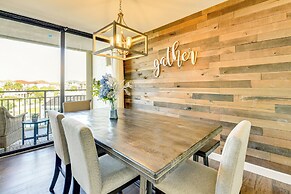 Airy Destin Condo w/ Pool - Walk to Private Beach!