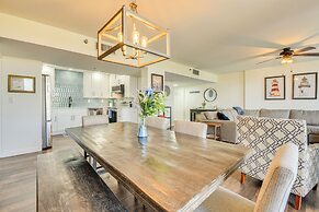 Airy Destin Condo w/ Pool - Walk to Private Beach!