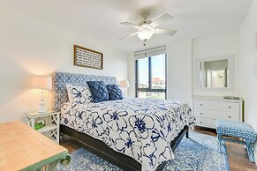 Airy Destin Condo w/ Pool - Walk to Private Beach!
