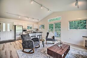 Airy & Bright Hideaway Near Smugglers' Notch!