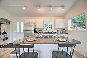 Airy & Bright Hideaway Near Smugglers' Notch!