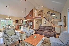 Inviting Lakefront Home: Seasonal Boat Dock!