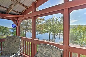 Inviting Lakefront Home: Seasonal Boat Dock!