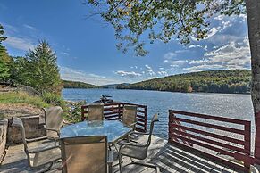 Inviting Lakefront Home: Seasonal Boat Dock!