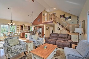 Inviting Lakefront Home: Seasonal Boat Dock!