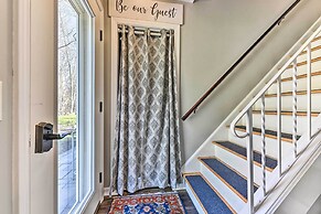 Trolley Apt Upper: Steps to Village Trail & Canal!