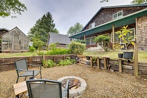 Charming Rockaway Beach House, Walk to Ocean!