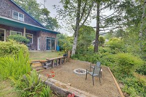 Charming Rockaway Beach House, Walk to Ocean!