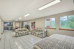 Spacious Kent Home: Great for Large Families!