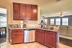 Spacious Conroe Home - 6 Mi to The Woodlands!