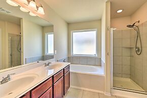 Spacious Conroe Home - 6 Mi to The Woodlands!
