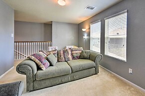 Spacious Conroe Home - 6 Mi to The Woodlands!