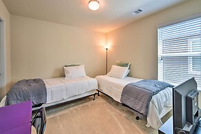 Spacious Conroe Home - 6 Mi to The Woodlands!