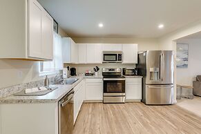 Sunlit Milford Townhome < 2 Mi to Riverwalk!