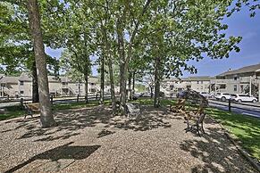 Pools, Marina & Grill: Osage Beach Condo!