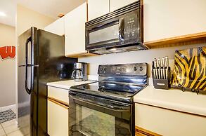 Pools, Marina & Grill: Osage Beach Condo!