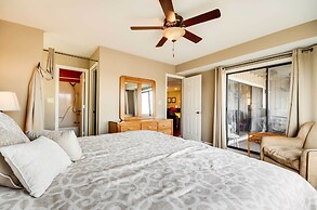 Pools, Marina & Grill: Osage Beach Condo!