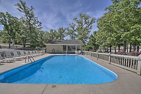Pools, Marina & Grill: Osage Beach Condo!