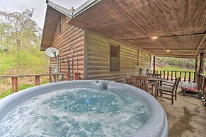 Rustic Cabin With Hot Tub Near Broken Bow Lake!