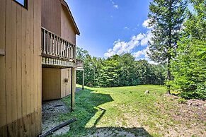 Bartlett Condo w/ Mtn-view Deck < 1 Mi to Skiing!