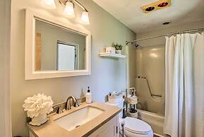 Bartlett Condo w/ Mtn-view Deck < 1 Mi to Skiing!