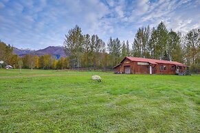 Creekside Cabin < 2 Mi to Hike, Bike & Ski!
