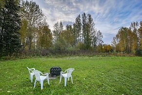 Creekside Cabin < 2 Mi to Hike, Bike & Ski!