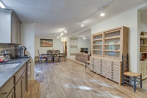 Spacious Home: 10 Miles to Wintergreen Resort!