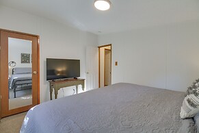 Spacious Home: 10 Miles to Wintergreen Resort!