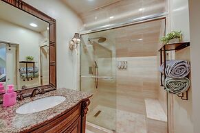 'lakeside Bear Lodge' Studio: 9 Mi to Bass Lake!