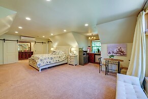 'lakeside Bear Lodge' Studio: 9 Mi to Bass Lake!