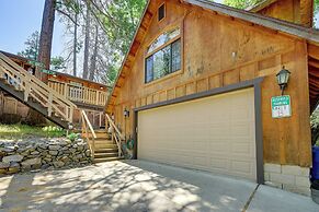 'lakeside Bear Lodge' Studio: 9 Mi to Bass Lake!