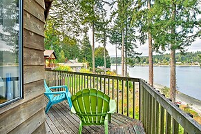 Waterfront Bainbridge Island Home: Stunning Views!