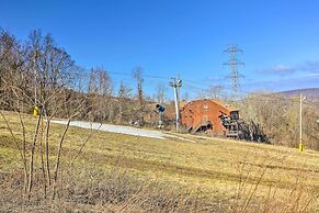Mountain Creek Condo w/ Grill: Walk to Lifts!