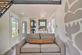 2 Mi to Msu: Chic Tiny Home Retreat!