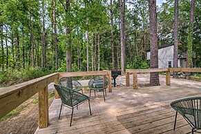 2 Mi to Msu: Chic Tiny Home Retreat!