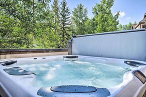 Breckenridge Condo w/ Hot Tub < 1 Mi to Ski Lifts