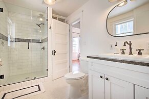 Charming Choteau Cottage: Ski & Fish Nearby!