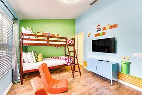 < 5 Mi to Disney: Sun-soaked Kissimmee Escape!