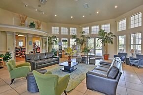 < 5 Mi to Disney: Sun-soaked Kissimmee Escape!