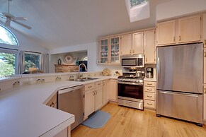 Scenic Smith Mountain Lake Getaway w/ Deck + Dock!