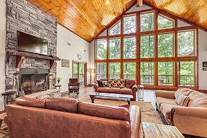 Cabin on 23 Acres w/ Creek Access in Broken Bow