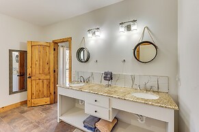 Cabin on 23 Acres w/ Creek Access in Broken Bow