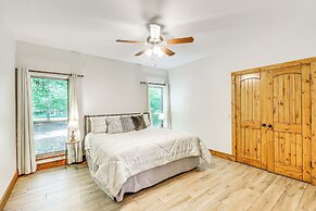 Cabin on 23 Acres w/ Creek Access in Broken Bow