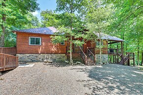 Cabin on 23 Acres w/ Creek Access in Broken Bow