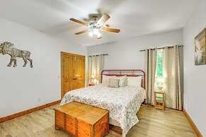 Cabin on 23 Acres w/ Creek Access in Broken Bow