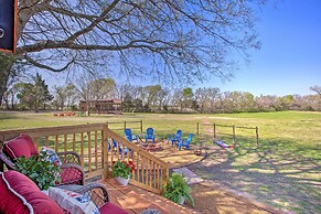 4 Mi to Dtwn: Mckinney Tiny Home w/ Fire Pit