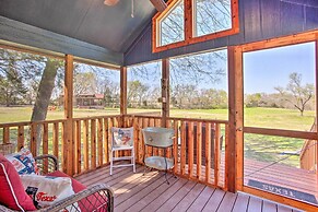 4 Mi to Dtwn: Mckinney Tiny Home w/ Fire Pit