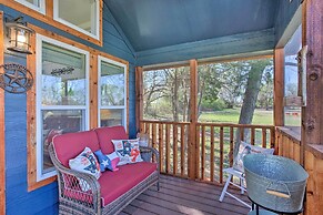 4 Mi to Dtwn: Mckinney Tiny Home w/ Fire Pit